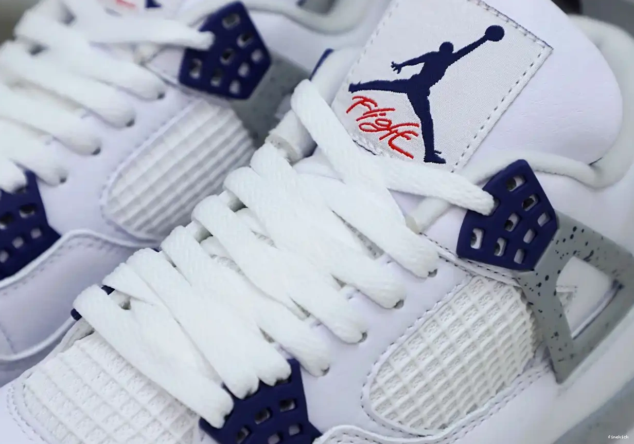 RETRO JORDAN AIR 4 DH6927-140 NAVY